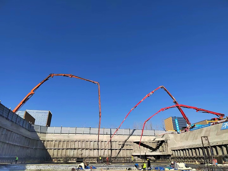 科尼樂泵車施工