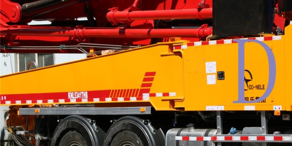 轉臺在一臺混凝土泵車中起到了怎樣的作用