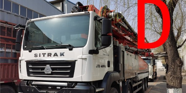 作業(yè)中，應對泵車和管路進行觀察