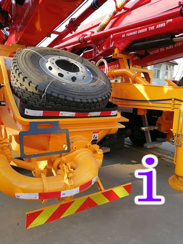 青島小型混凝土泵車價(jià)格 (16)