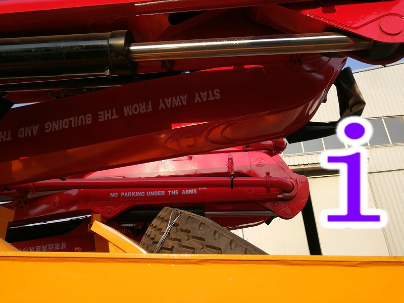 青島小型混凝土泵車價(jià)格 (11)