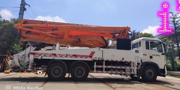 在選購時(shí)，除了考慮泵車價(jià)格之外，還需要考慮哪些重要因素？