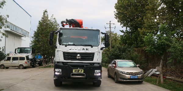 哪種情況下要對混凝土泵輸送管路進行分段清洗