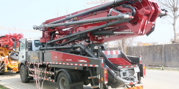 泵車的蓄電池要如何保養