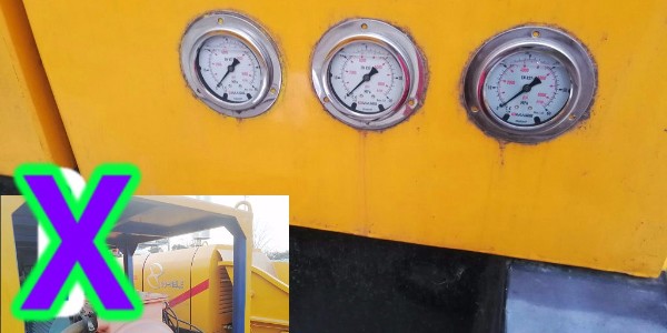 對配管的設(shè)計(jì)要求、處在運(yùn)行狀態(tài)時對混凝土泵應(yīng)當(dāng)如何進(jìn)行固定？